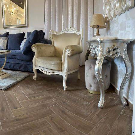 La Dolce Vita Luxury II Apartments With Best Free Private Parking In Center 普拉 外观 照片