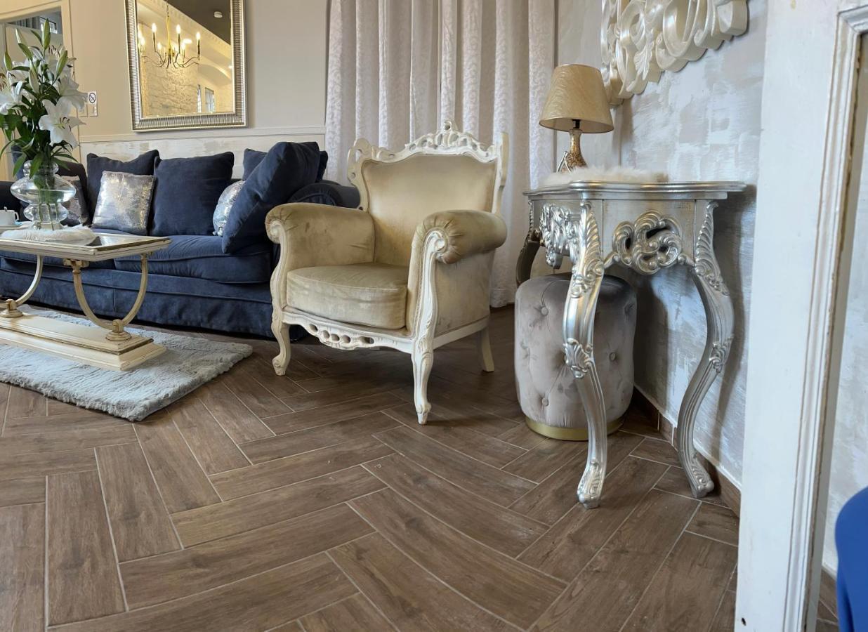 La Dolce Vita Luxury II Apartments With Best Free Private Parking In Center 普拉 外观 照片