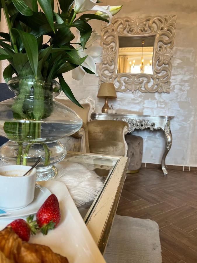 La Dolce Vita Luxury II Apartments With Best Free Private Parking In Center 普拉 外观 照片
